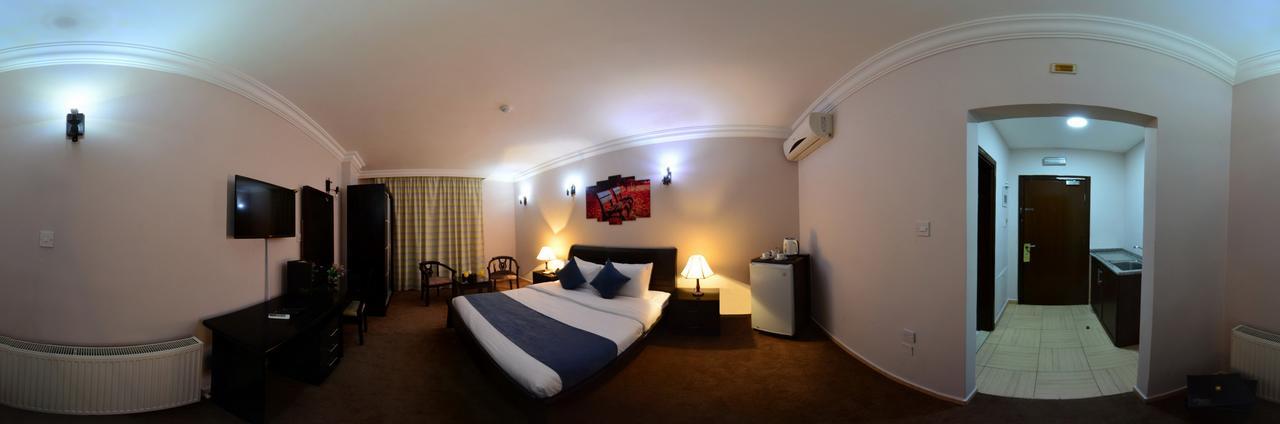 Lilium Hotel Safut Exteriör bild