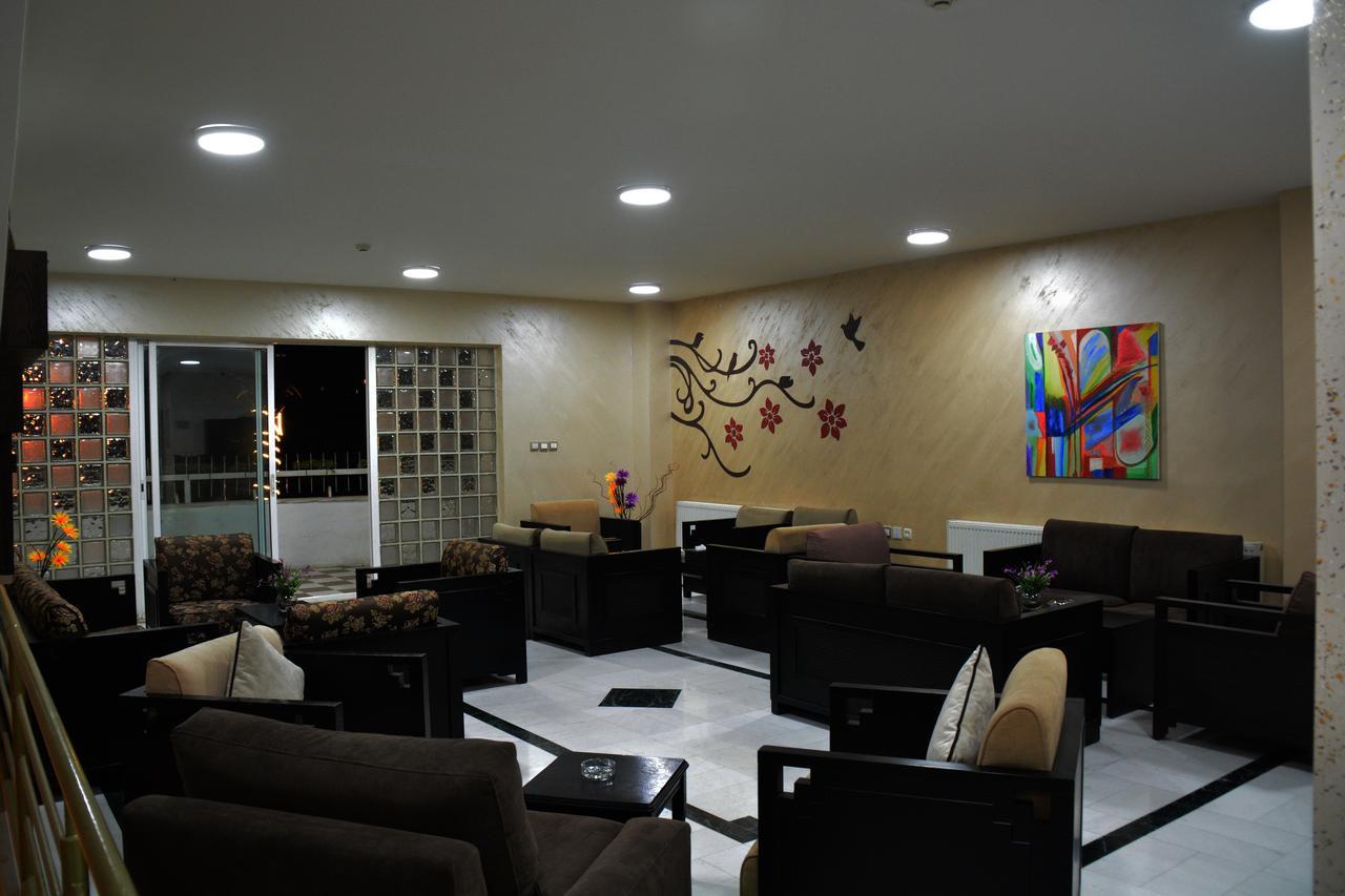 Lilium Hotel Safut Exteriör bild