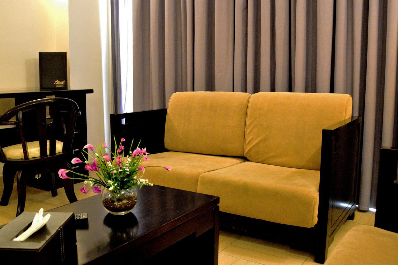 Lilium Hotel Safut Exteriör bild